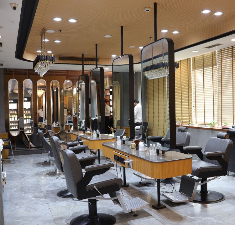 Salon in Delhi
